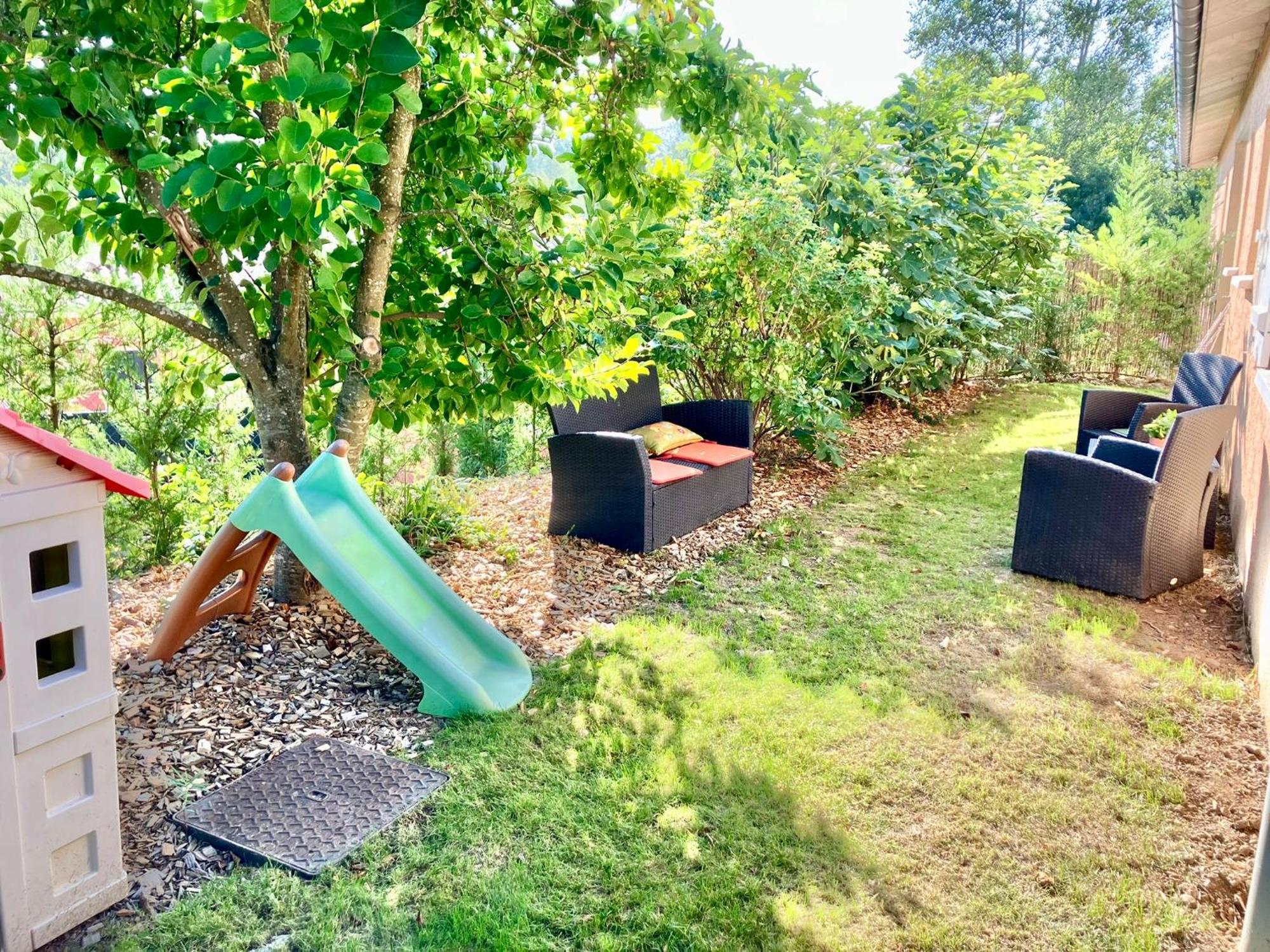 Maison Renovee 12 Pers 15mn De Lyon,35mn Eurexpo Villa *