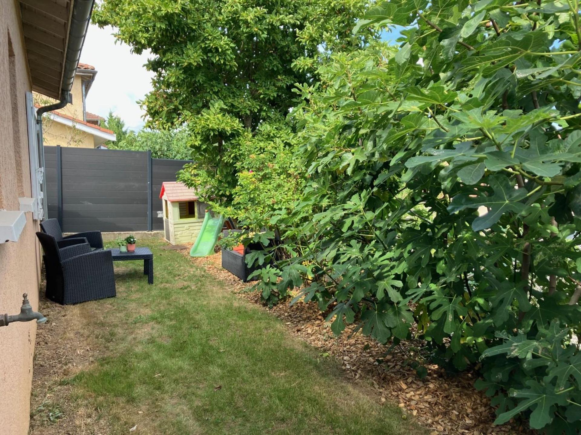 Maison Renovee 12 Pers 15mn De Lyon,35mn Eurexpo Villa *